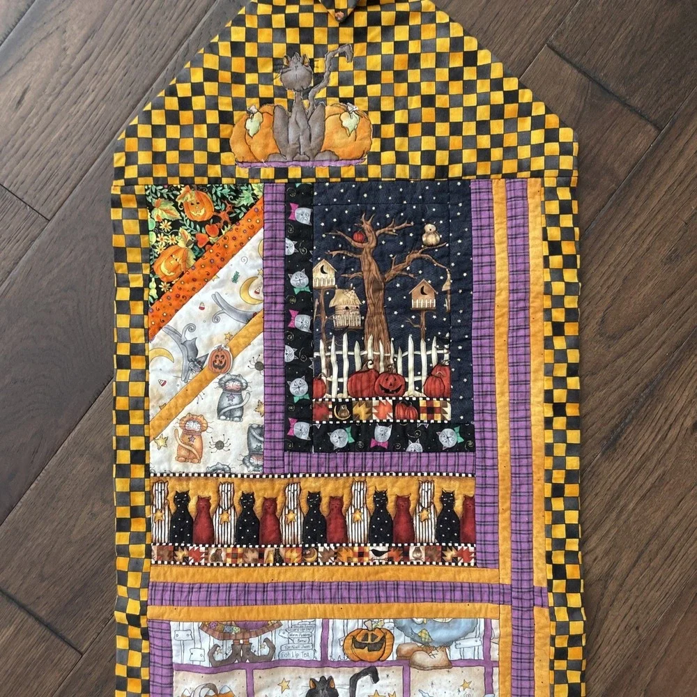 Vtg Halloween Table Runner Quilted Cats Pumpkin 43